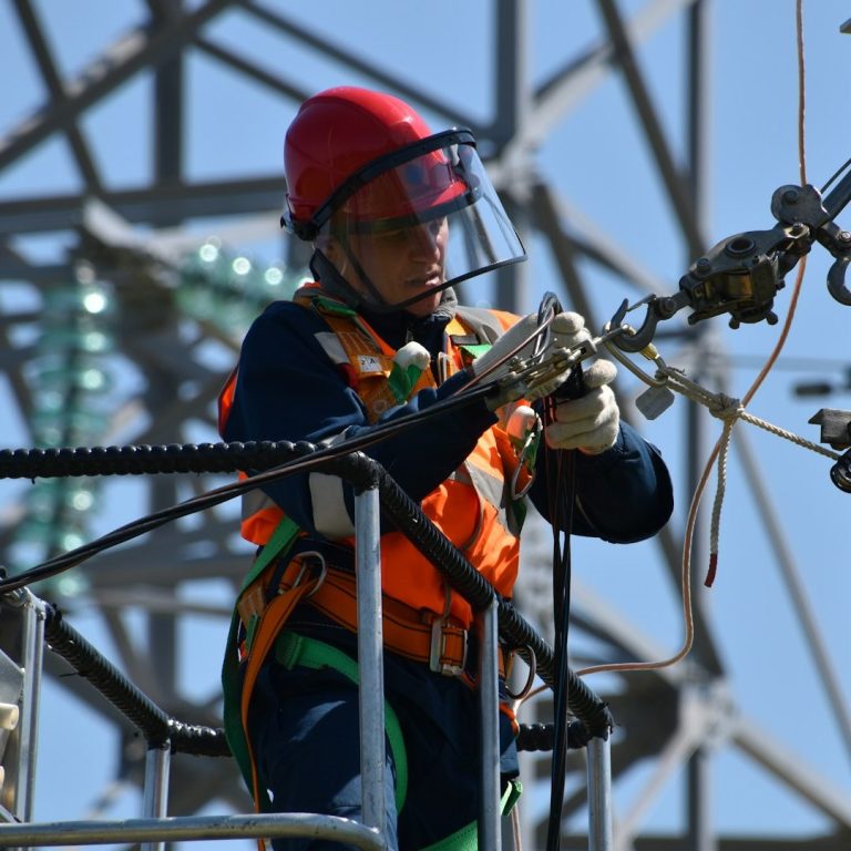 Aberdeen 24/7 Electricians call out service Aberdeen 24/7 Electricians